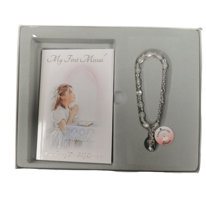 Buy Bracelet for Girls First Holy Communion Day in Gift Box for  Goddaughter, Granddaughter, Daughter, Niece, Sister Etc Online in India -  Etsy